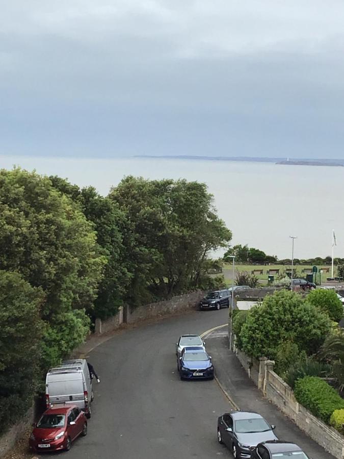 Modern Apartment With Stunning Sea View Weston-super-Mare Exterior photo